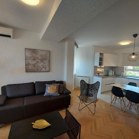 Apartments Fugosic Punat Ngoại thất bức ảnh