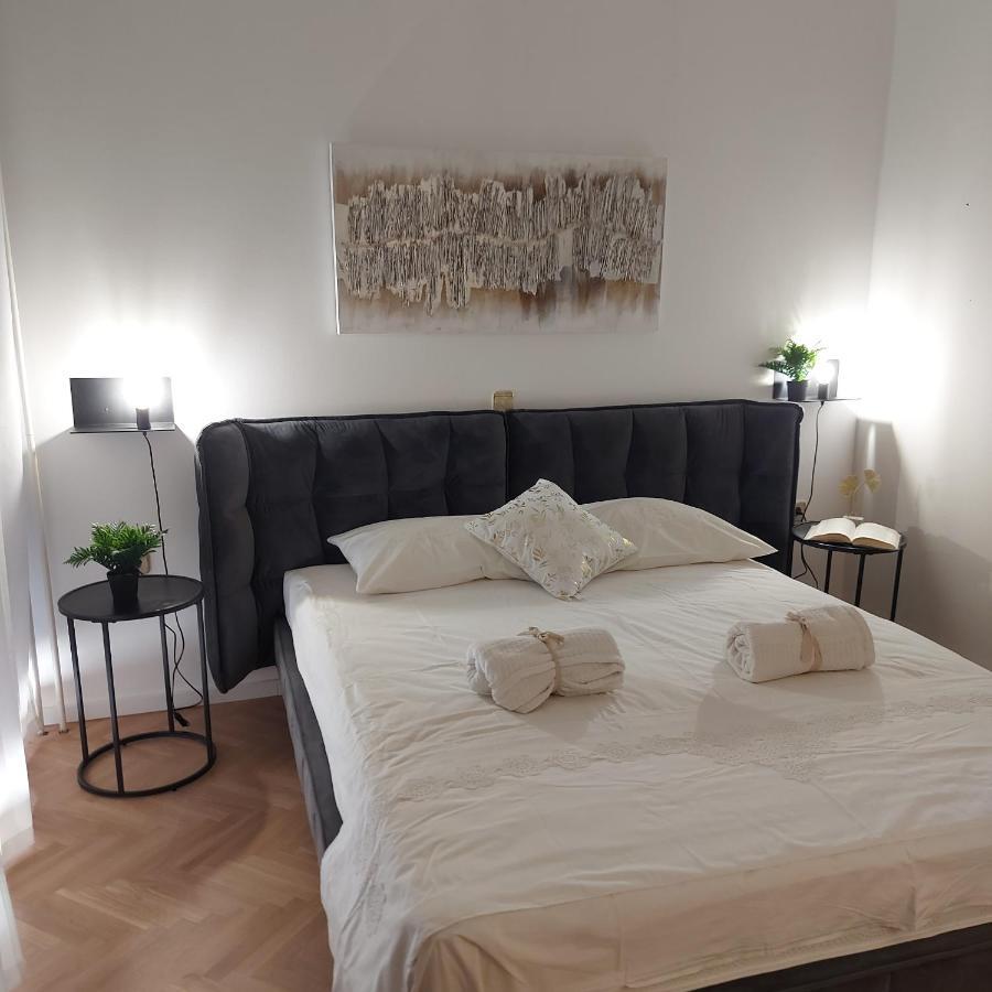 Apartments Fugosic Punat Ngoại thất bức ảnh