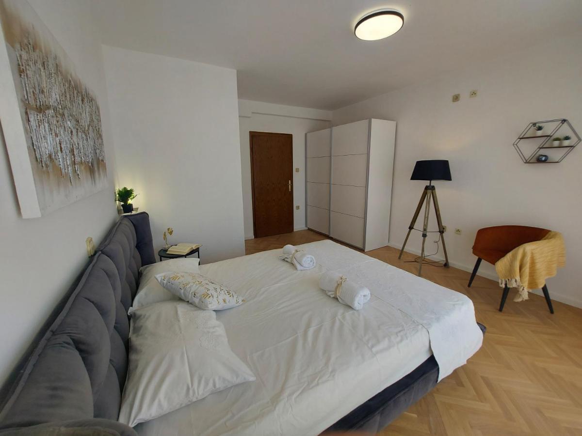 Apartments Fugosic Punat Ngoại thất bức ảnh