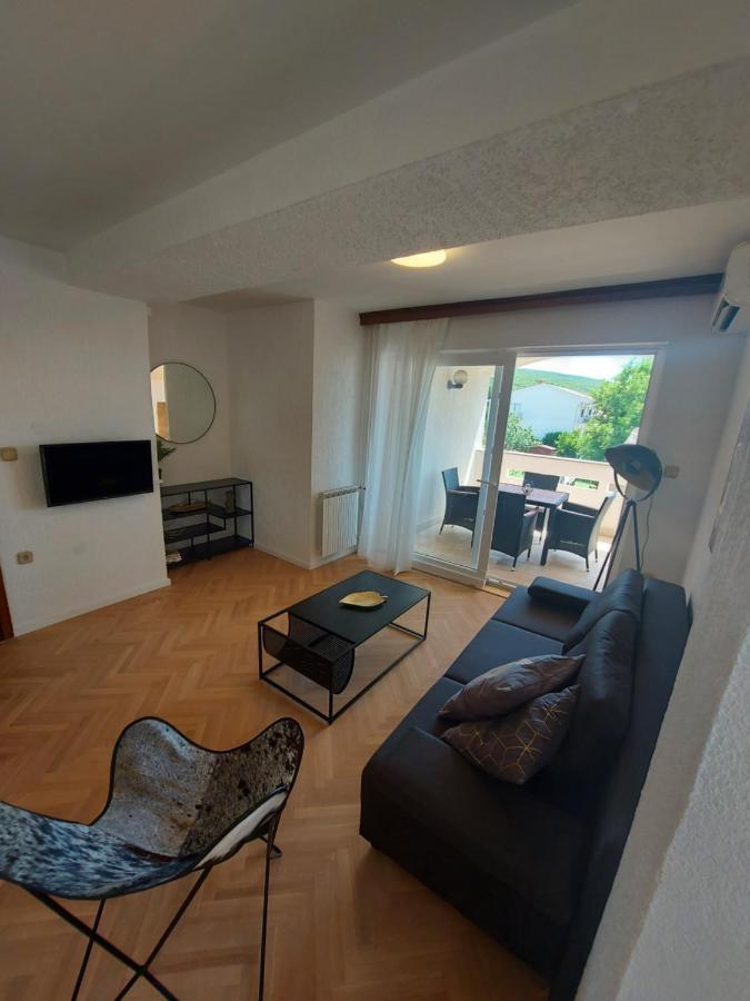 Apartments Fugosic Punat Ngoại thất bức ảnh