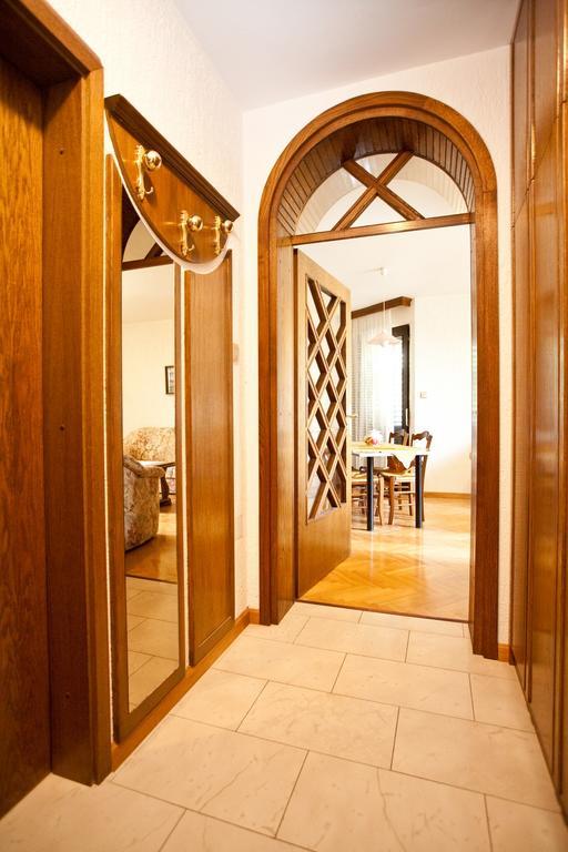 Apartments Fugosic Punat Ngoại thất bức ảnh